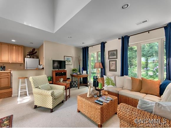 2 STUYVESANT ROAD - Photo 22