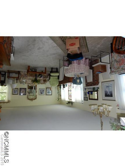 113  Castlerock Drive - Photo 4