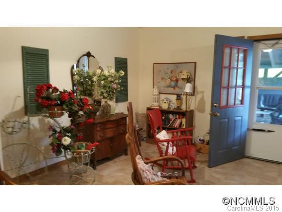 121 APPLE BLOSSOM LANE - Photo 6