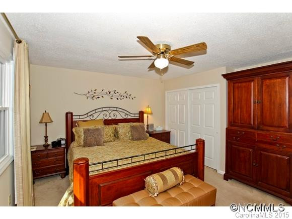 34 FOXBERRY DRIVE - Photo 11
