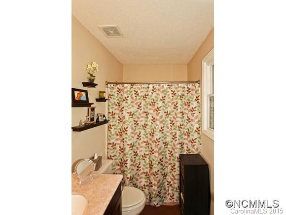 34 FOXBERRY DRIVE - Photo 15