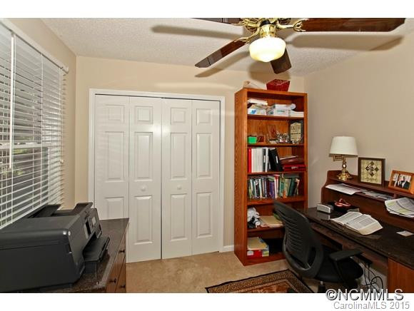 34 FOXBERRY DRIVE - Photo 16