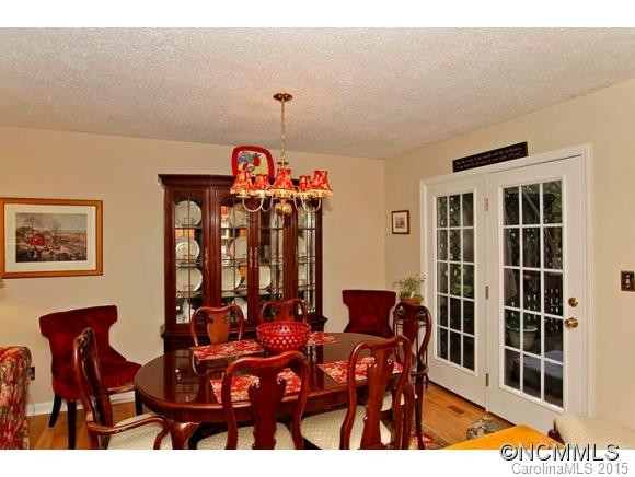 34 FOXBERRY DRIVE - Photo 5