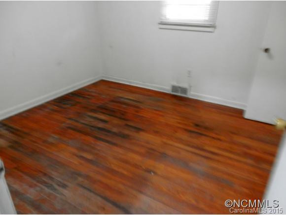 941 Sulphur Springs Road - Photo 7
