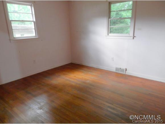 941 Sulphur Springs Road - Photo 9