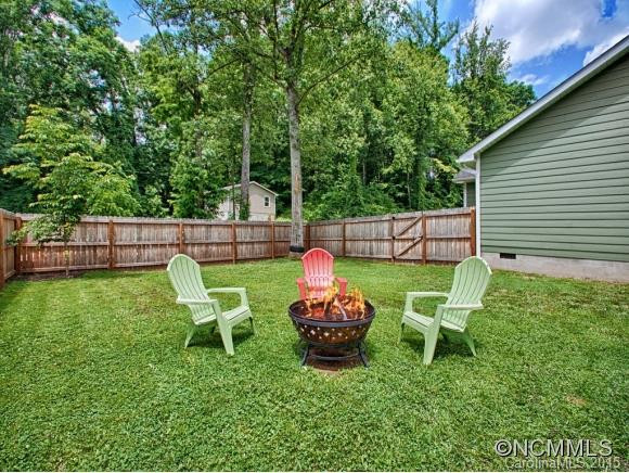 104 IRIS STREET - Photo 16