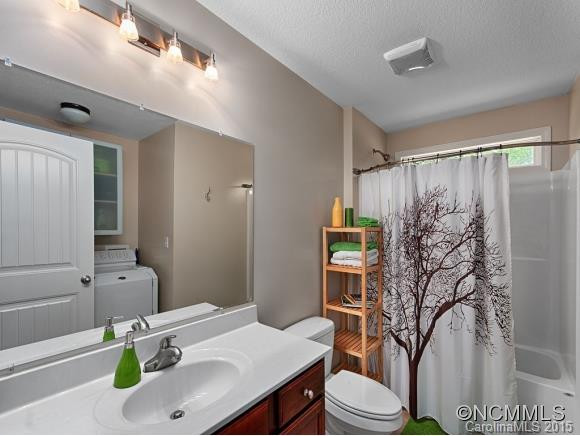 104 IRIS STREET - Photo 9