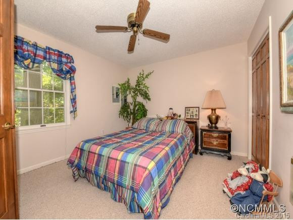 163 Foxwood Drive - Photo 13