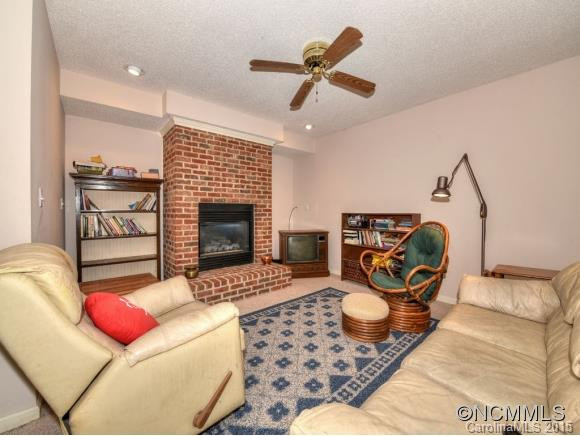 163 Foxwood Drive - Photo 8