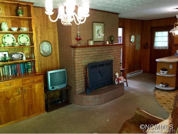 249 Tyler Heights - Photo 8
