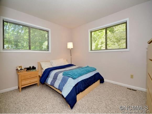 518 TERRACE DR - Photo 14