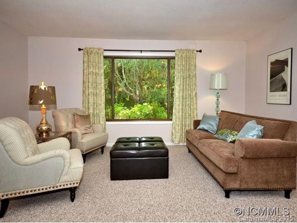 518 TERRACE DR - Photo 3