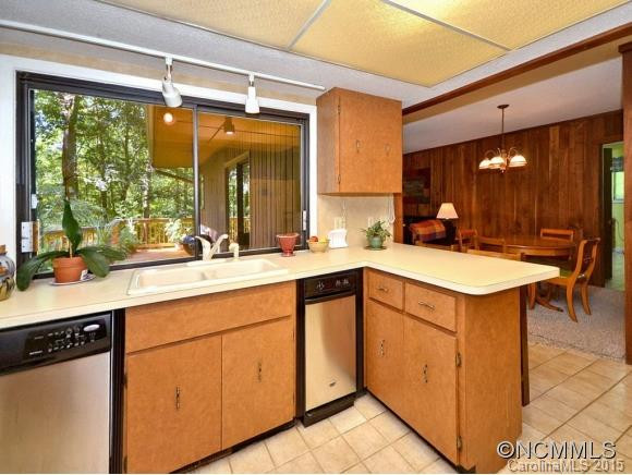 518 TERRACE DR - Photo 7