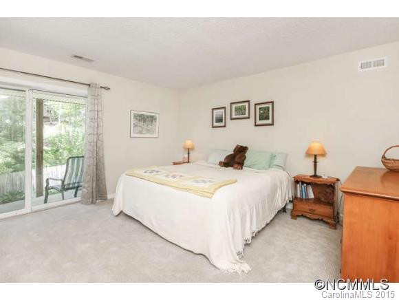 47 Hillcreek Drive - Photo 18