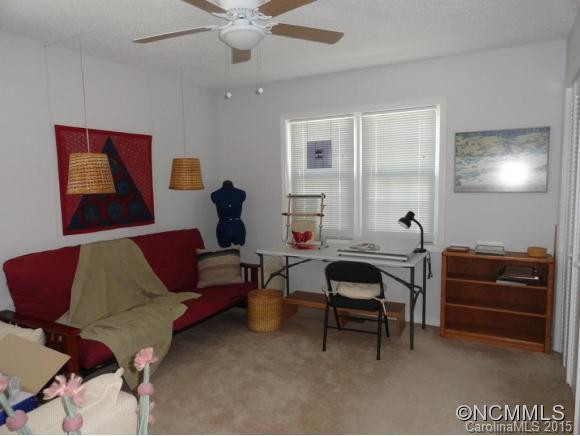 217 Hampton Ct. - Photo 19