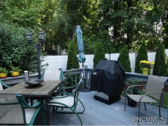 217 Hampton Ct. - Photo 21