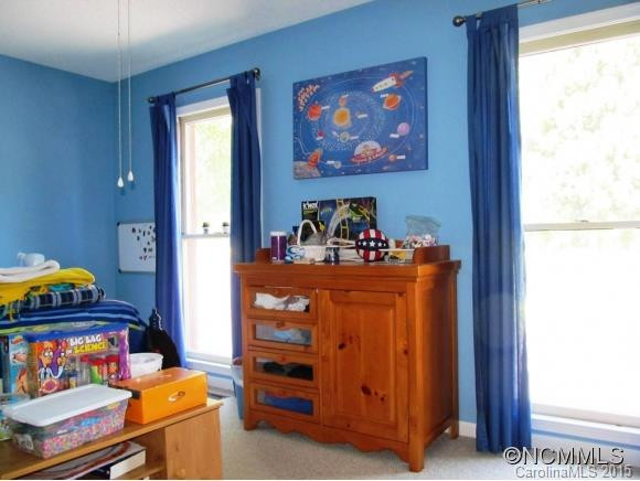 315 MELISSA WAY - Photo 11