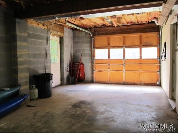 315 MELISSA WAY - Photo 13