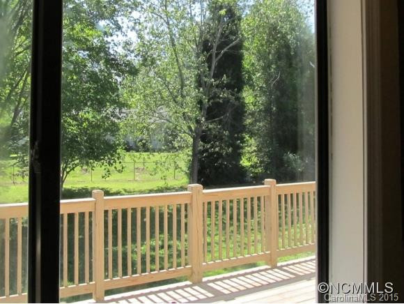 315 MELISSA WAY - Photo 14