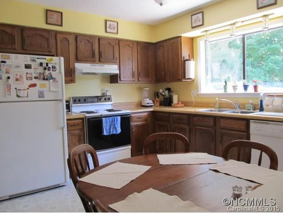 315 MELISSA WAY - Photo 7