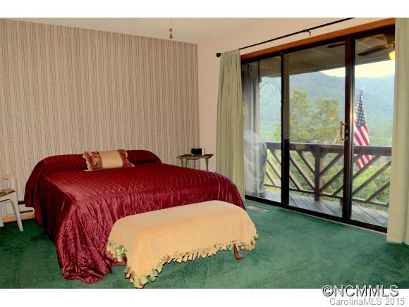 348 Valley Creek Drive - Photo 18