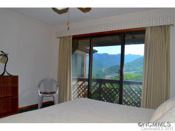 348 Valley Creek Drive - Photo 19