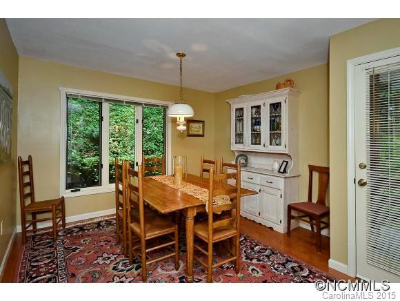 2453 SOUTH LAKESHORE DR - Photo 5