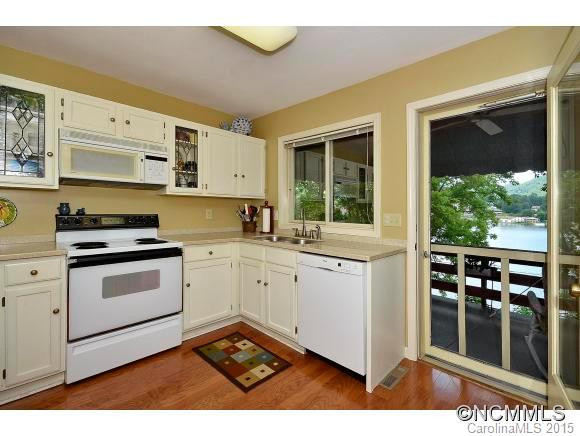 2453 SOUTH LAKESHORE DR - Photo 6