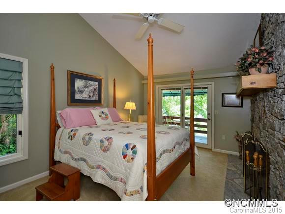 2453 SOUTH LAKESHORE DR - Photo 8