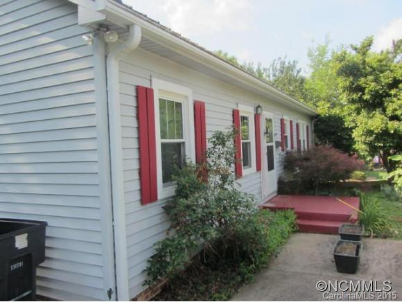 265 Carolina Avenue - Photo 2