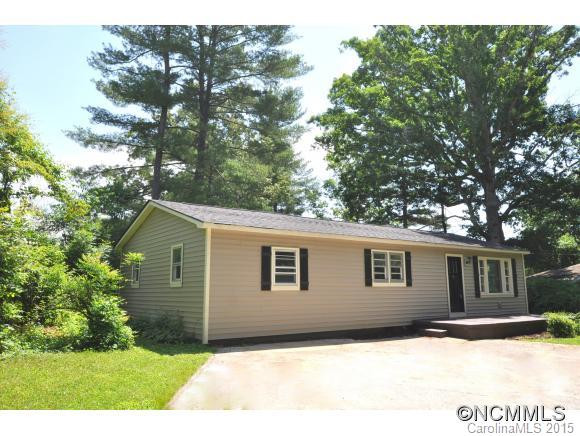 560 Oak Hill Ct.