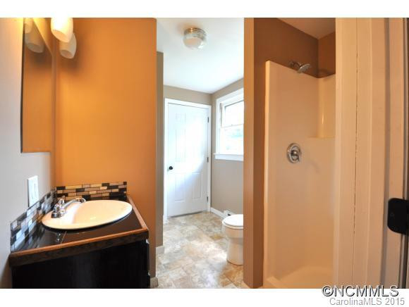 560 Oak Hill Ct. - Photo 10
