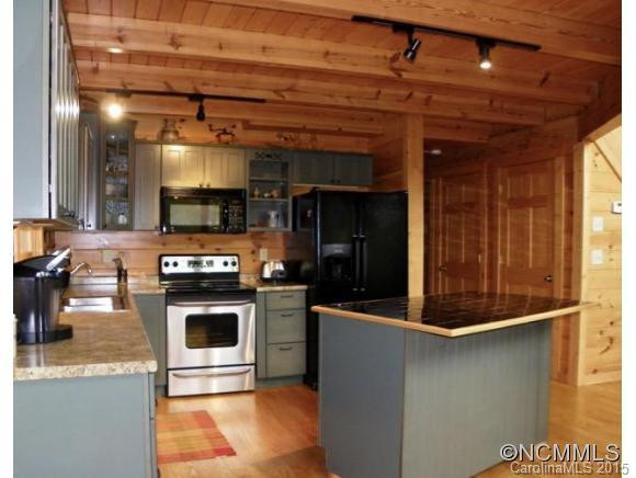 383 Parkway North - Photo 11