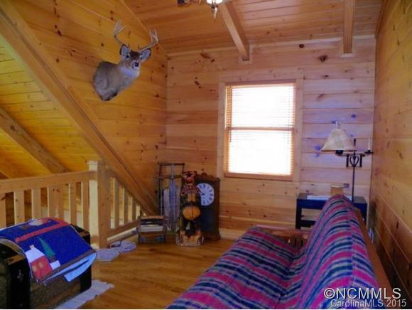383 Parkway North - Photo 14
