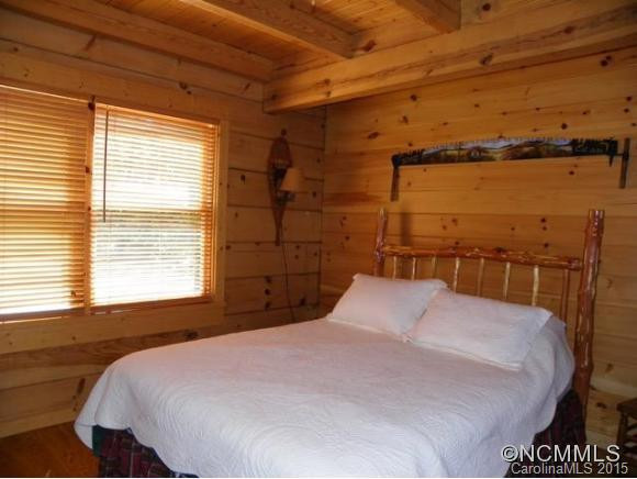 383 Parkway North - Photo 18