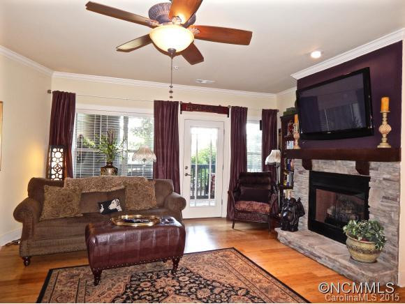 9 KENILWORTH KNOLL #104 - Photo 3