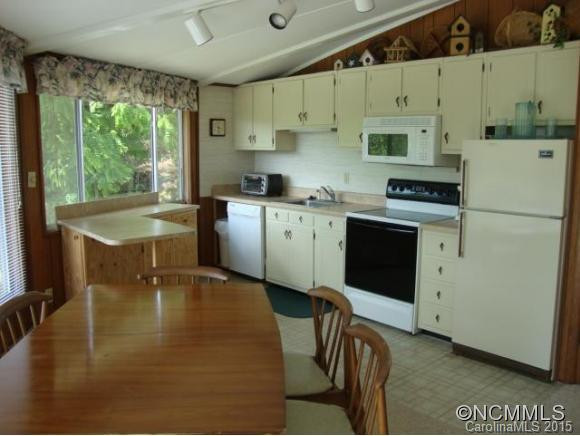 897 Country Club Drive - Photo 9