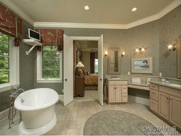 512 Hagen Drive - Photo 11