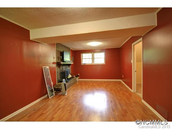 53 Fieldcrest Road - Photo 14