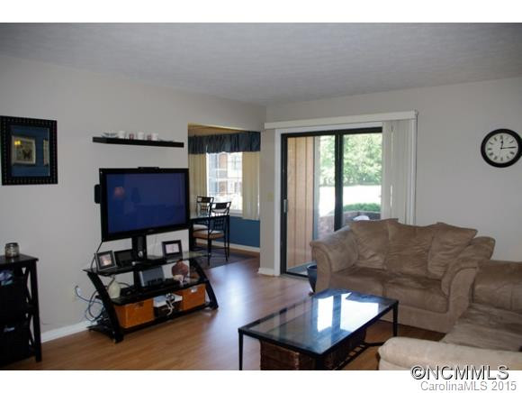 1740 B Haywood Manor Rd - Photo 3