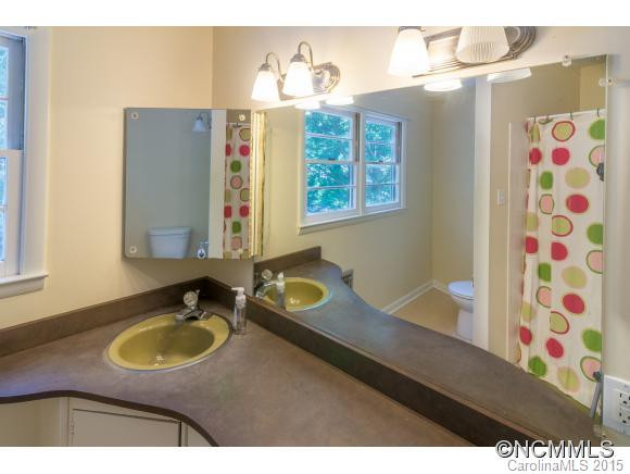3 Forest Lane - Photo 20