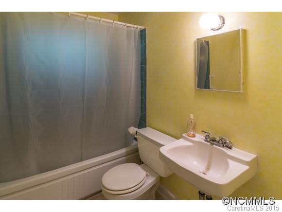 3 Forest Lane - Photo 22