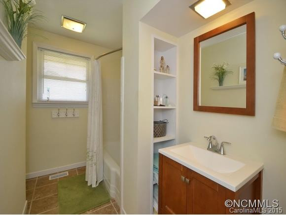 3146 CHARLYNE DRIVE - Photo 11