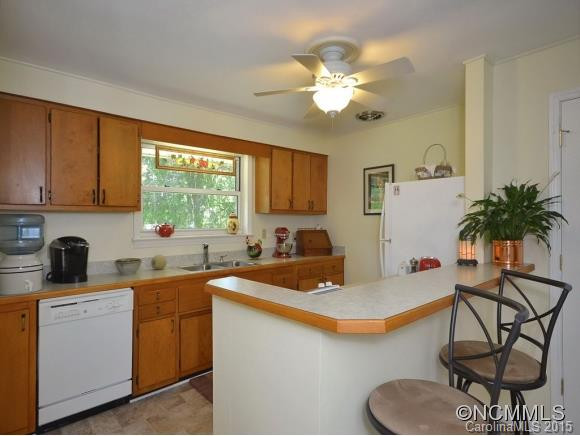 3146 CHARLYNE DRIVE - Photo 5