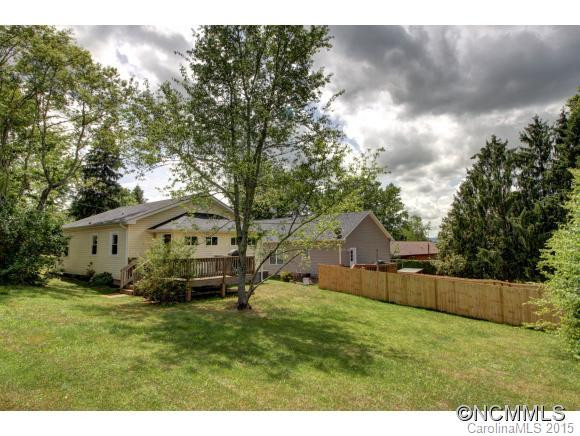 136 Round Top Road - Photo 3