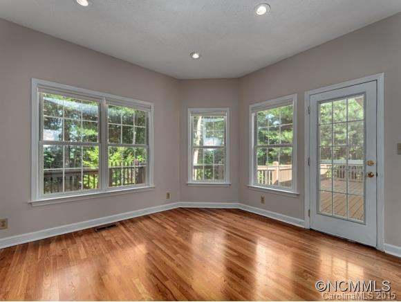 311 SHADECREST LANE - Photo 4