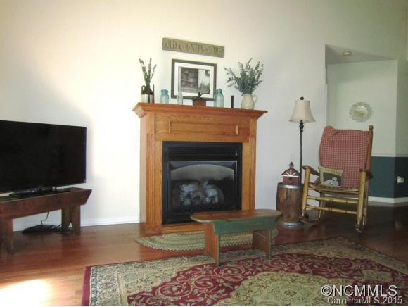 131 Clear Creekside Drive - Photo 3