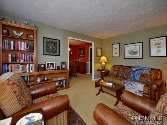 239 CARNELIAN DR - Photo 2