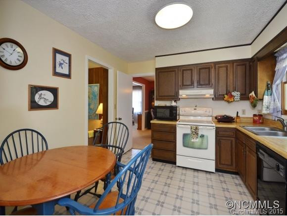 239 CARNELIAN DR - Photo 5