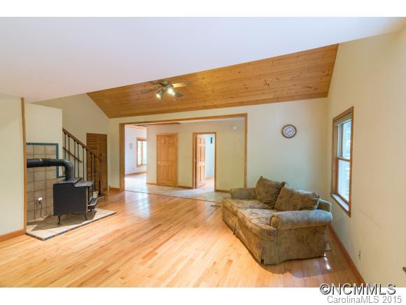 133 Camp Branch Road - Photo 4